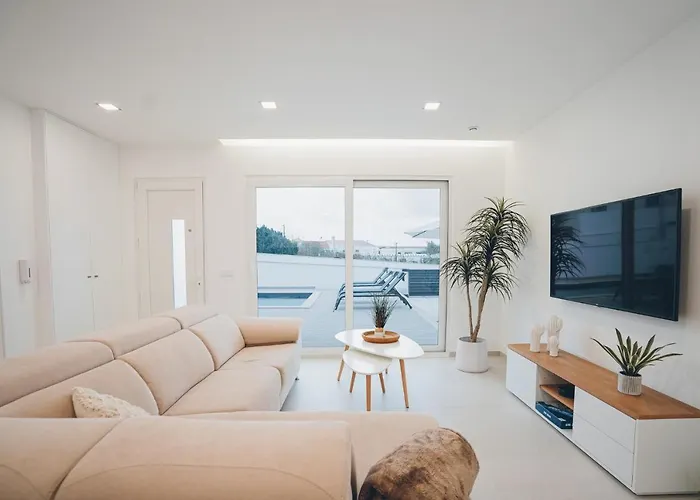 Sofia Atlantica Villa Lourinhã