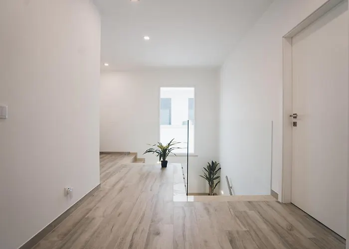 Sofia Atlantica * לוריניה