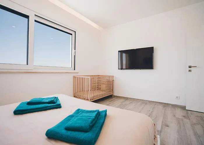 Sofia Atlantica לוריניה